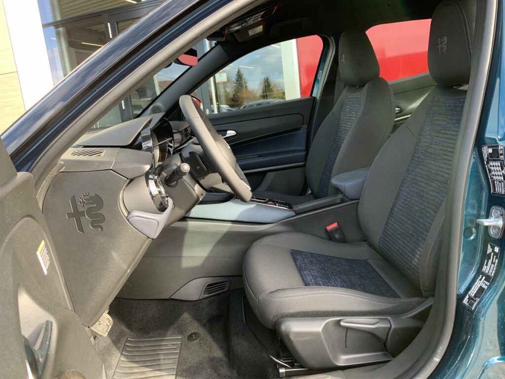 ALFA ROMEO Junior Ibrida 1.2 MHEV e-DCT6