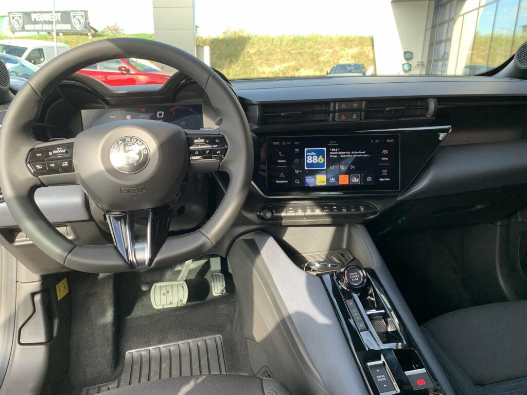 ALFA ROMEO Junior Ibrida 1.2 MHEV e-DCT6