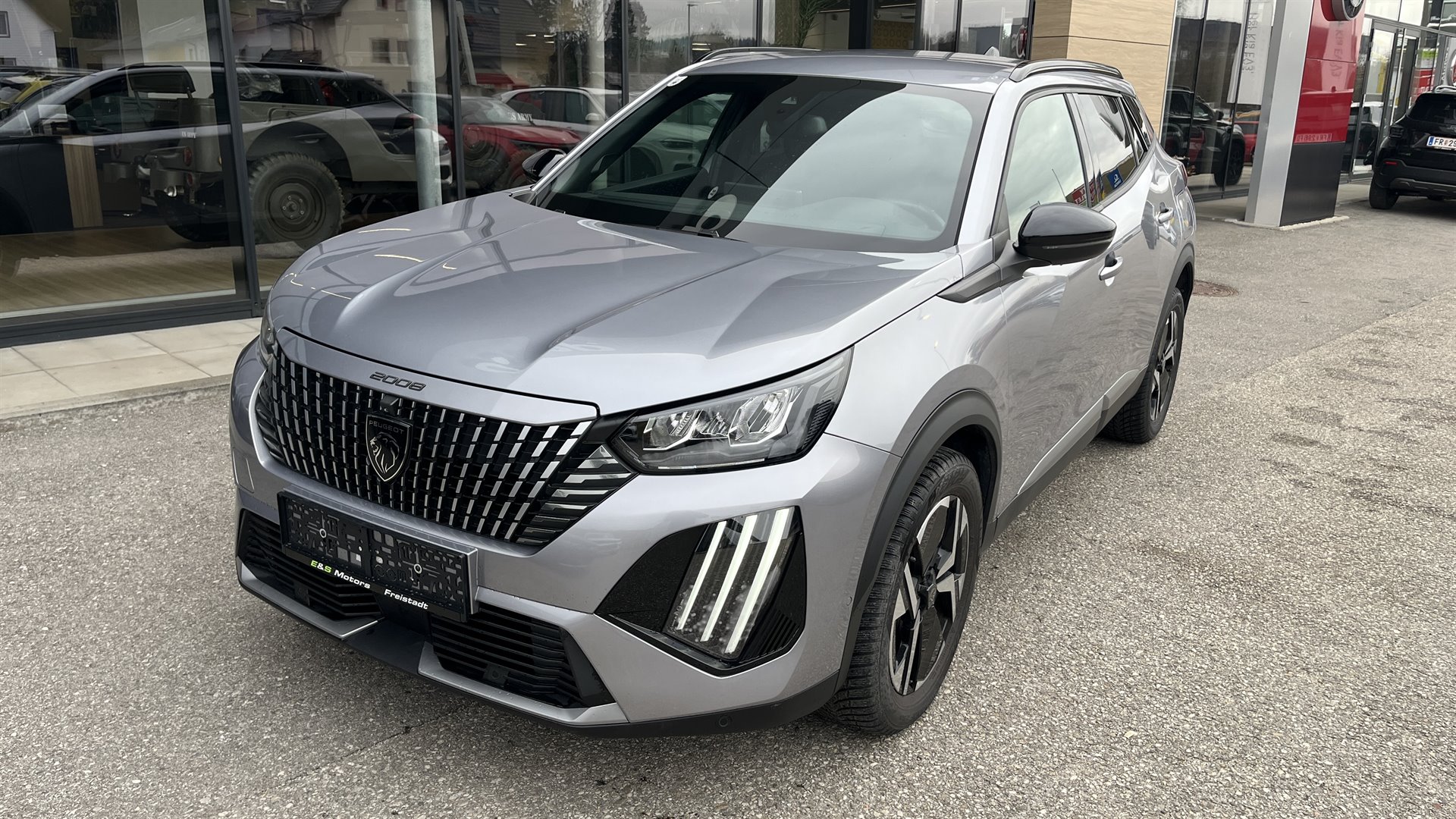 PEUGEOT 2008 PureTech 100 S&S Allure 6-Gang-Manuell