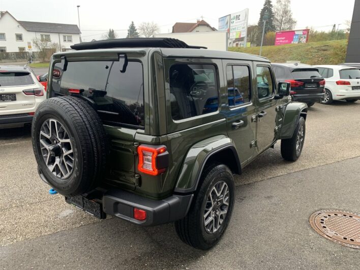 JEEP Wrangler Sahara PHEV MY23 2.0 GME 380 PS AT 4xe voll