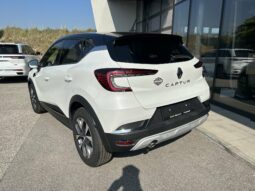 RENAULT Captur TCe 155 EDC Intens