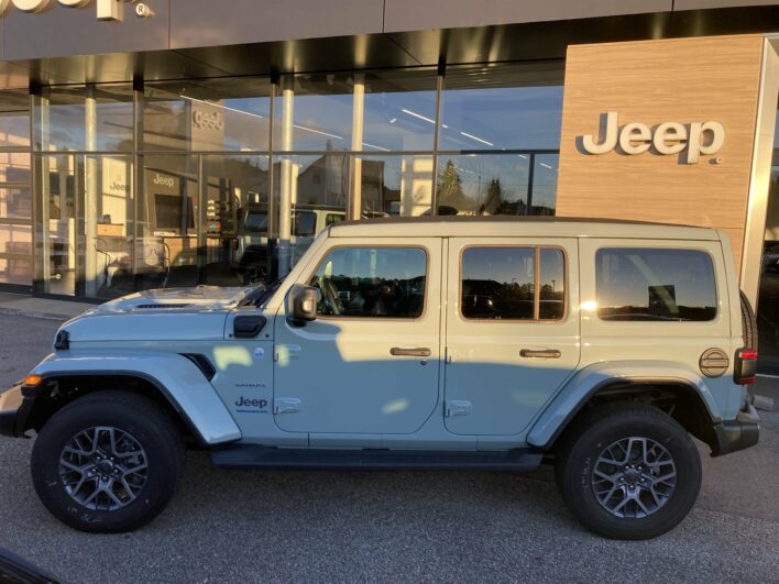 JEEP Wrangler PHEV MY23 Sahara 2.0 GME 380 PS At 4xe voll