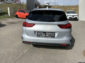 KIA Ceed SW silber 1,0 TGDI 120 P2