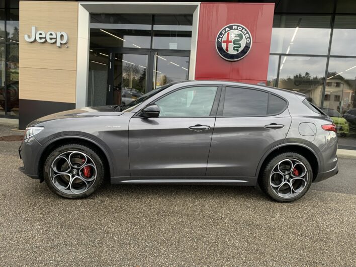 ALFA ROMEO Stelvio My22 2.0 16v 280 Ps At8 Q4 Ti + Veloce Pak voll