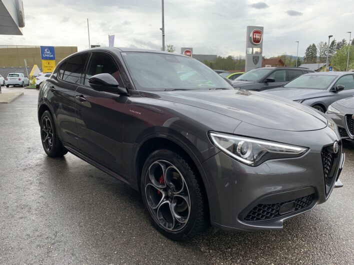 ALFA ROMEO Stelvio My22 2.0 16v 280 Ps At8 Q4 Ti + Veloce Pak voll