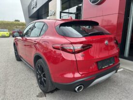 ALFA ROMEO Stelvio Super 2,2 ATX AWD *AHK*