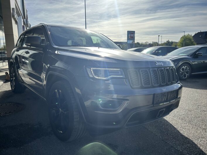 JEEP Grand Cherokee 3.0 Trailhawk AWD *AHK* voll