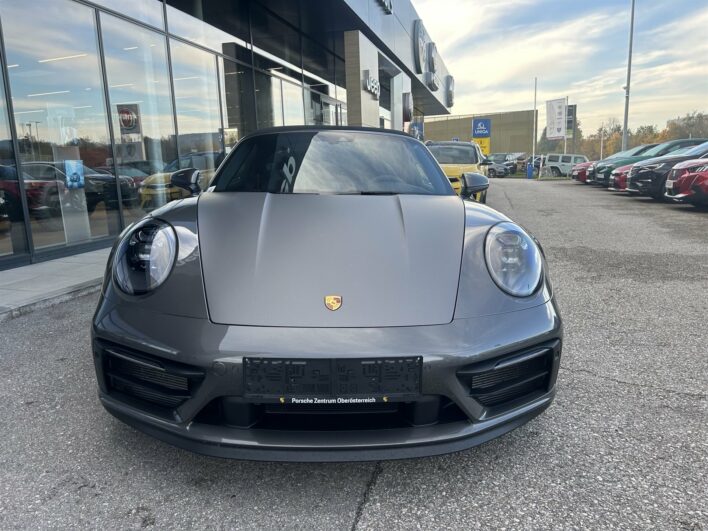 PORSCHE 911 Targa 4 GTS PDK *Garantie* voll