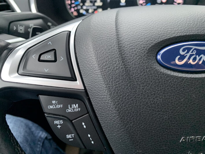 Ford Galaxy 2,0 TDCi AWD Titanium Powershift, 7-Sitzer voll