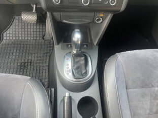 VW Caddy Kombi Highline BMT 1,6 TDI voll