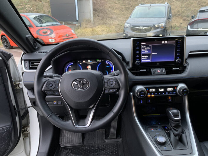Toyota Rav4 2,5 Hybrid Style AWD-i voll